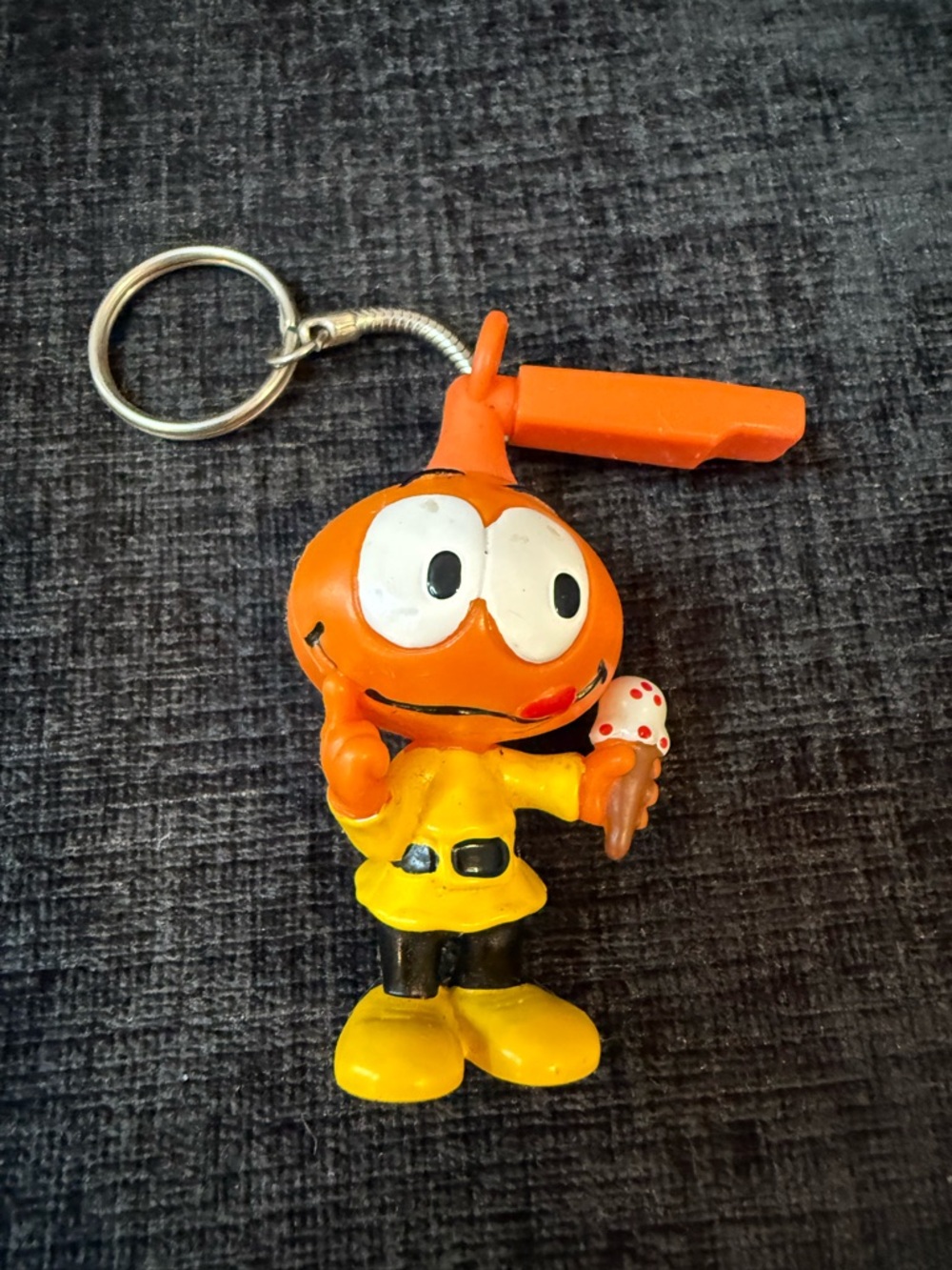 Vtg 1983 Snorks Allstar Seaworthy Keychain Keyring Toy PVC Cute Figure RARE 80s!
